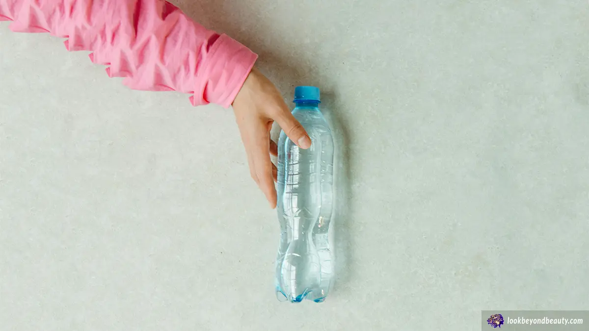 Water Drinking Guidelines = Marcey Grant, Look Beyond Beauty